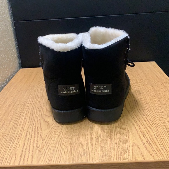Winter boots - Picture 3 of 3